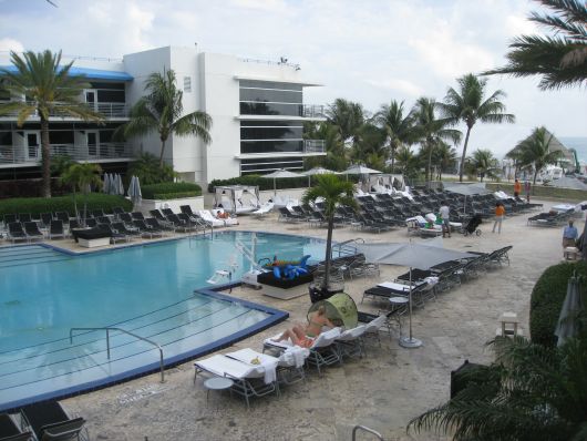 Pool des Ritz Carlton South Beach